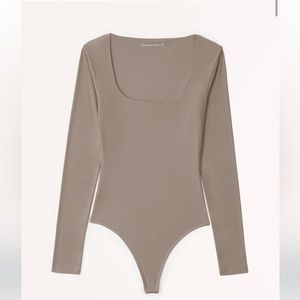 Abercrombie & Fitch Square Neck Long Sleeve Bodysuit